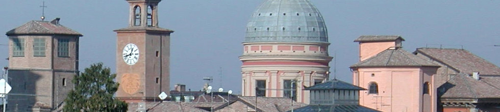 Vista panoramica dei tetti del centro storico di Reggio Emilia